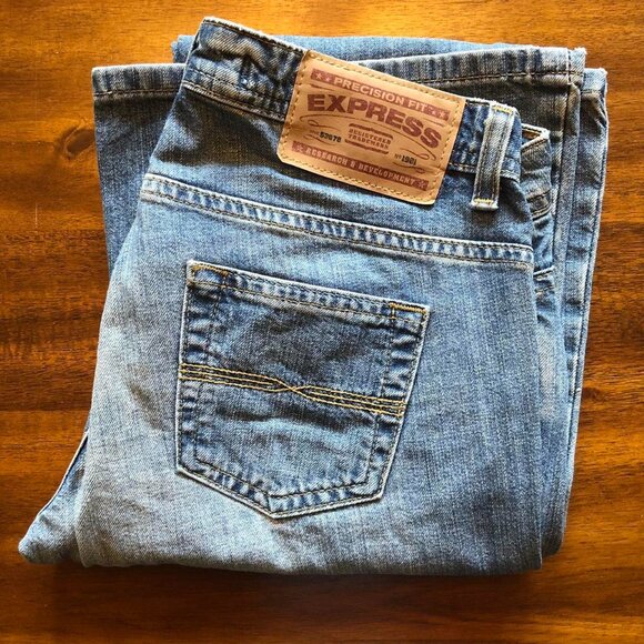 Women's Blue Jeans - Picture 3 of 4